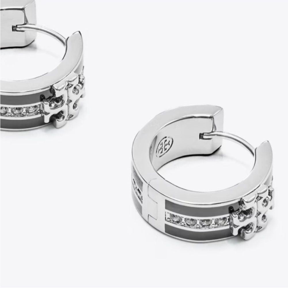 NIP Tory Burch Kira Enamel Hoop Earring Black Enamel & Hematite Stones
